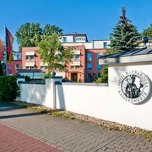 Otel Barbarossa, Düsseldorf