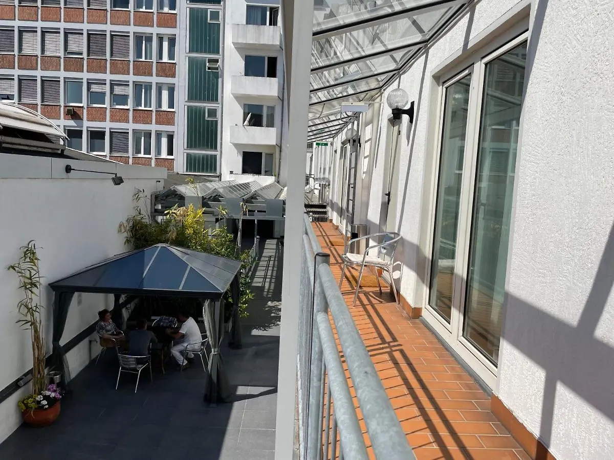 ***  City Lounge Hotel Düsseldorf Duitsland